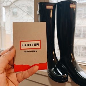 SALE! NWT Hunter Original Tour Gloss Rain Boots